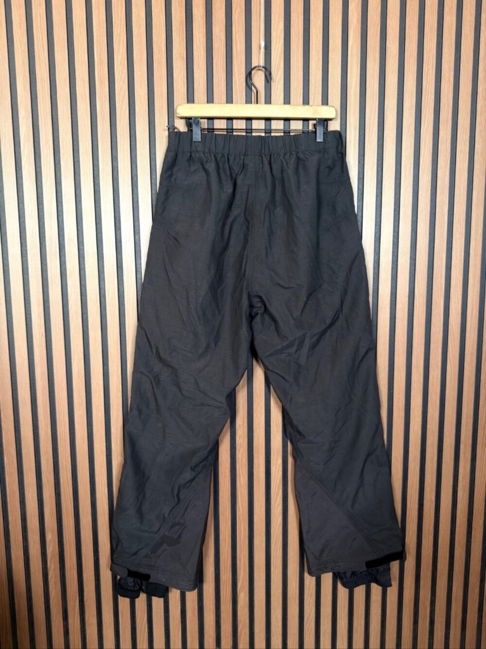 REI Pants Medium Mens Black Pocket Zip Nylon Stretch Stretch Waist - Picture 2 of 9